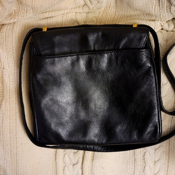 Black DKNY cross body bag - Picture 9 of 10
